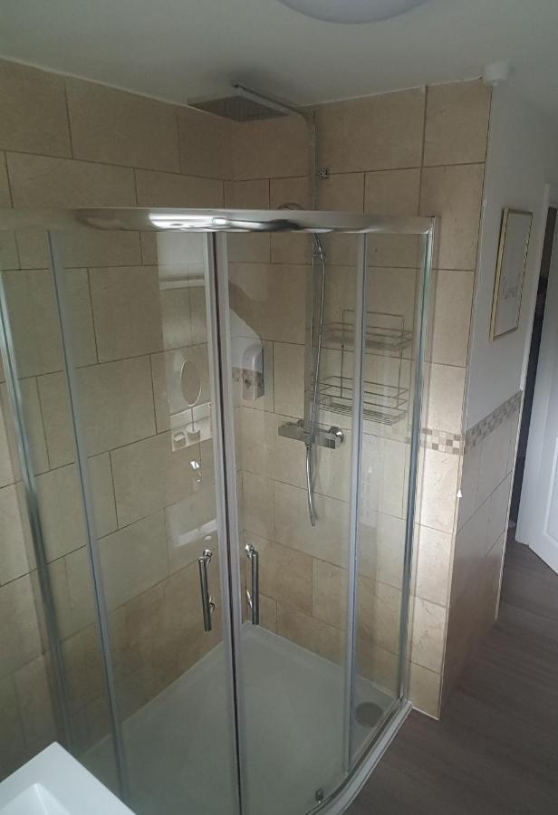 Moore Apartment Bourton-on-the-Water Екстер'єр фото
